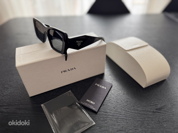 Солнцезащитные очки Prada (фото #2)