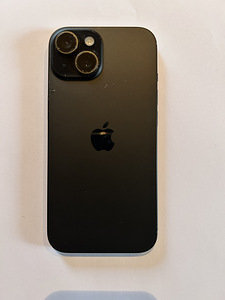 iPhone 15 black 128GB (1 foto / 4)