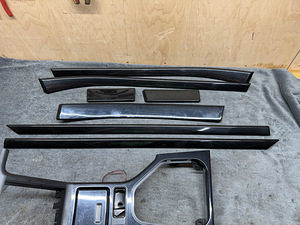 BMW E39 PIANO BLACK SALONGILIISTUD (3 foto / 10)