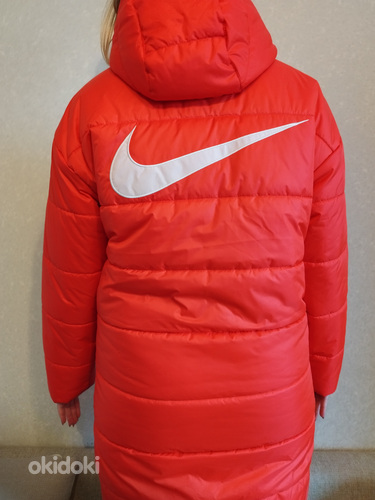 Теплая куртка весна-осень Nike, S. (фото #1)