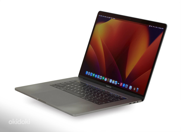 MacBook Pro 15 дюймов (версия середины 2018 г.) с сенсорной (фото #1)