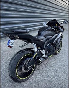 Suzuki GSX-R600 (2 foto / 4)