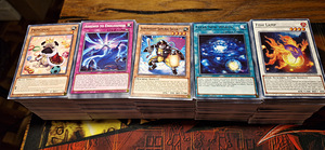 Yu-Gi-Oh kaardid, 1200tk (2 foto / 2)