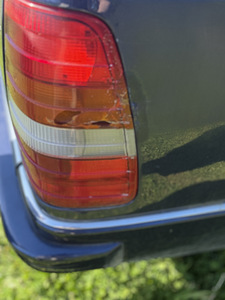 MERCEDES-BENZ E 250T D (2 foto / 10)