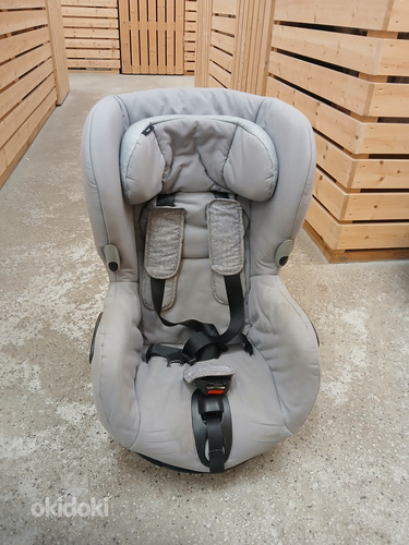 Автокресло Maxi-Cosi Axiss 9-18 кг