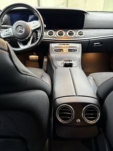 MB e 220 AMG-pakett 2.0 r4 143kw (8 foto / 10)