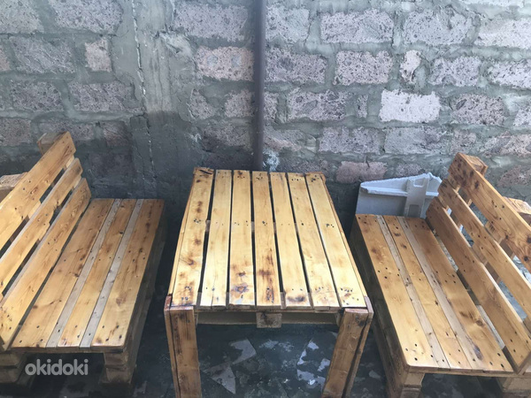 Պադոնից սեղան աթոռներ մեծ