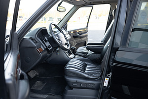 Land Rover Range Rover (11 фото из 12)
