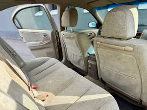 Nissan Maxima (9 фото из 12)