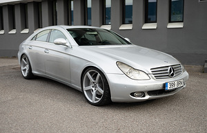 Mercedes-Benz CLS 320 3.0 165kW (3 foto / 8)