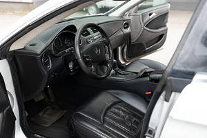 Mercedes-Benz CLS 320 3.0 165kW (7 foto / 8)