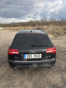 Audi A6 C6 (4 фото из 9)