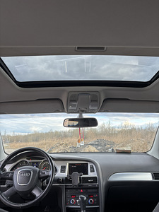 Audi A6 C6 (7 фото из 9)