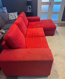 Punainen Divaani sohva (1 valokuva sivusta 3)