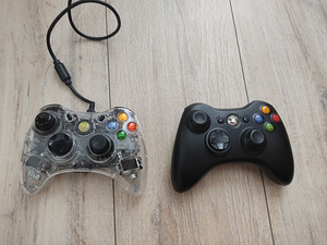 Xbox 360, 2 gamepad, 23 game, cinnect (5 foto / 5)