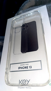iPhone 13 ümbris (4 foto / 6)