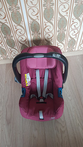 Britax turvahäll (1 foto / 3)