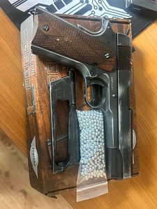 Colt Legend 1911 4,5 мм (2 фото из 4)