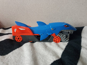 Hot Wheels hai
