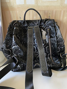 Продам портфель (3 фото из 5)