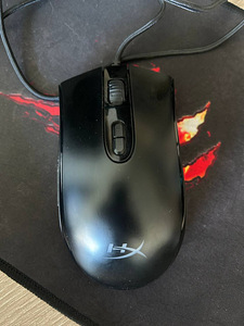 HP Pavillion Gaming 15 / HyperX Cloud II / HyperX Pulsefire (9 foto / 10)