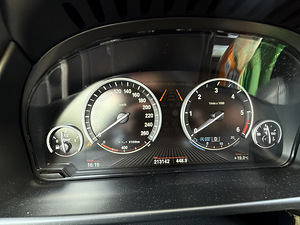 BMW X5 F15 odometer (Headup) (1 foto / 3)