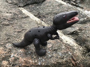 Dinosaurus (käsitsi valmistatud) (2 foto / 2)