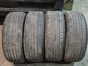 235/50 R18 (1 фото из 3)