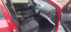 KIA CEED- 1.6D-85 кВт (11 фото из 13)