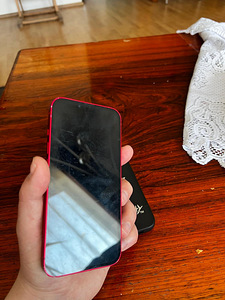 iPhone 14 128 ГБ (3 фото из 7)