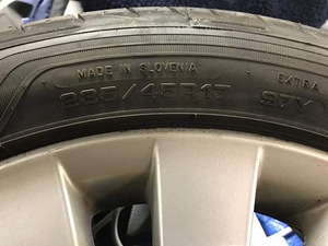 Goodyear Eagle F1 Asymmetric 3 на дисках 235/45/17 (6 фото из 10)