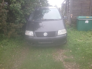 Volkswagen (1 foto / 4)