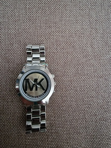 Michael Kors,реплика (2 фото из 3)