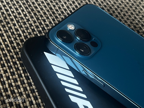 iPhone 12 Pro 256 GB - ilma kriimudeta