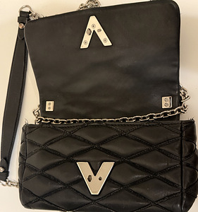 Louis Vuitton Black Quilted Leather GO-14 Malletage (7 foto / 7)