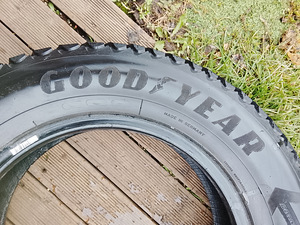 Lamellrehvid R16/55/215 Goodyear (3 foto / 5)