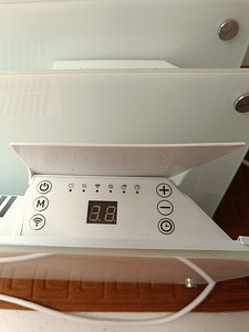 Продаются радиаторы с стеклянной панелью Termo Glass WiFi 90 (3 фото из 3)