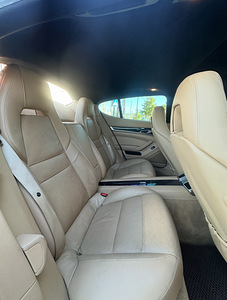 M/V Porsche Panamera (7 foto / 12)