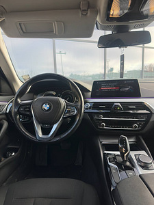 BMW 530E IPERFORMANCE 195kw (9 foto / 9)