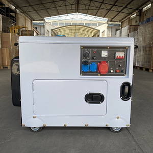 Vaikne diiselgeneraator, kolmefaasiline 5 kW (1 foto / 9)