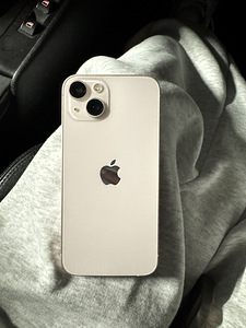 iPhone 13 (1 foto / 2)