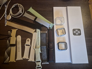 Apple Watch SE 2nd Gen GPS 44mm Aluminium Case, Sport Band (2 foto / 6)