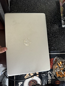 HP sülearvuti (2 foto / 3)