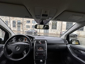 Mercedes-Benz B180 (7 foto / 9)