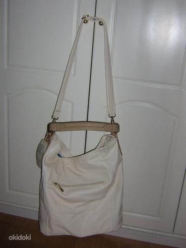 Новая кремово-белая вместительная сумка,много отделений (фото #2)