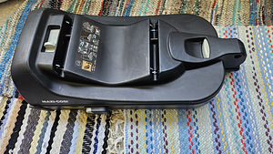 База Maxi-Cosi Cabrio ISOFIX
