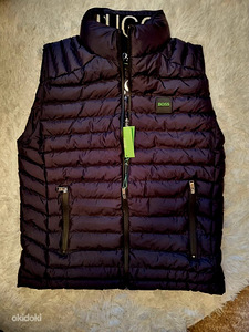 Meeste vest Hugo Boss, uus (2 foto / 2)