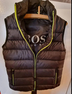 Hugo Boss meeste vest, uus. (2 foto / 3)