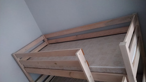 Müüa täispuidust nari (2 foto / 3)