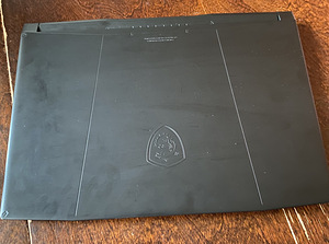 MSI Katana 15 B13V (3 foto / 3)